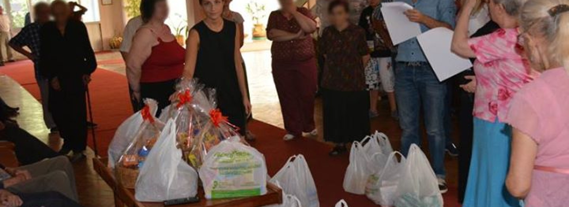 First charity activity of "Fresco Charity Fund"